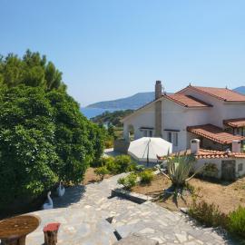 Alexia's resorts
