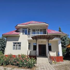 Talas guest house, hotelli kohteessa Talas