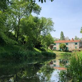 Piece of Pai, hotel em Sainte-Hermine