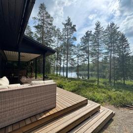 Honganranta Lakeside Cottage - 45 min from Helsinki, hotel Siuntióban