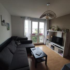 Appartement lumineux proche gare RER, Hotel in Brétigny-sur-Orge