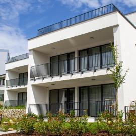 Gardinn Apartments - Hotel Service and Free Parking