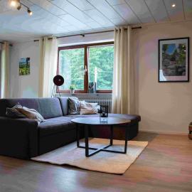 Ferienwohnung Winehouse - Urlaub bei der Winzerfamilie Zink, Hotel in Zeil