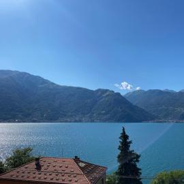 Regina Lake Como Condo, hotel em Dorio