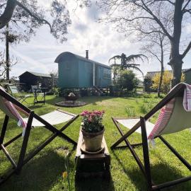 The Hollies Shepherds Hut by The Suffolk Cottage Collection