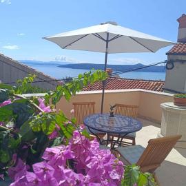 Holiday home in Moscenice 15209, hotel a Mošćenice