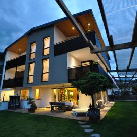 Alpenchalet Apartments, hotell sihtkohas Partschins