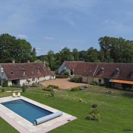 Maison authentique avec piscine, cheminée, et golf dans le Perche - FR-1-497-186、Appenai-sous-Bellêmeのホテル