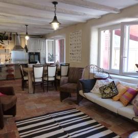 Gîte de Charme en Ferme du XVIIe siècle avec Internet