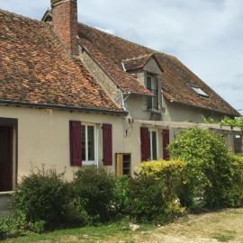 Gîte spacieux avec cheminée et salle de jeux - FR-1-491-442, hotel in Nourray