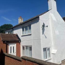 Blyton 2-Bed Cottage Parking 30m to Lincoln