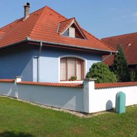 Apartment in Balatonbereny - Balaton 26487, hotel di Balatonberény