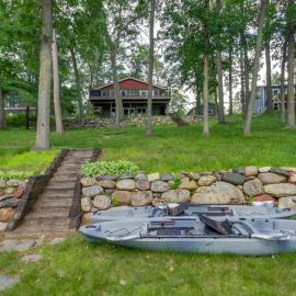 2 Mi to Marina: Family Home w/ Dock on Sibley Lake, hotel a Pequot Lakes