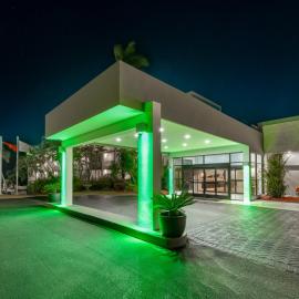 Holiday Inn Ponce & El Tropical Casino by IHG，位于庞塞的酒店