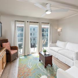 Beach Club #312, hotel in East End