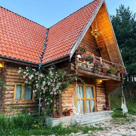 Lambievi Kolibi, hotel in Gorno Kraishte