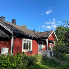 Villa Next to the Forest, hotel v mestu Tingsryd