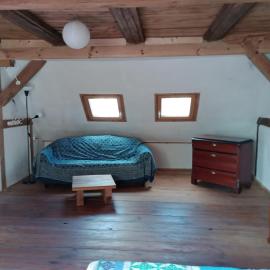 Dachkemenate im Lehmhaus