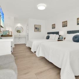 The Shores Hotel