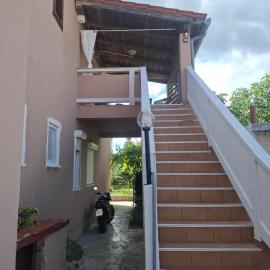 Apartments with parking space Palit, Rab - 24800