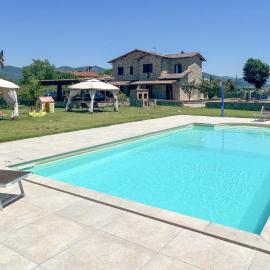 Stunning Apartment In Manciano, hotel en Marciano