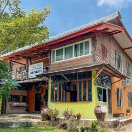 Kanta Hill Resort、ナコーンシータンマラートのホテル
