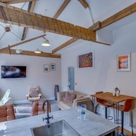 Kelham 2 Bed Loft - Free Parking, hotel v destinácii Midland