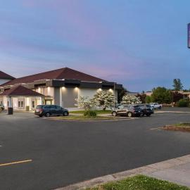 Batavia में, होटल Baymont by Wyndham Batavia - Darien Lake