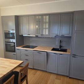 Spacious and cozy apartment in Tartu, hotel en Tartu