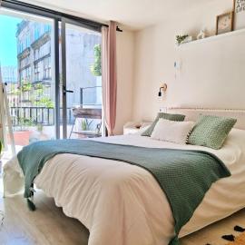 Apartamento con terraza, centro histórico de Noia