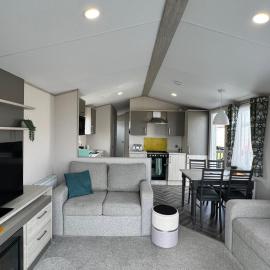 Pure Living -West Sands, Quiet Grassy retreat Seal Bay
