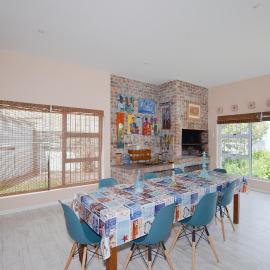 Skuinslê, hotel u gradu 'Yzerfontein'