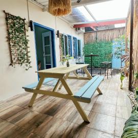 Tuwin Guest House Near Malioboro Free Parking & Netflix