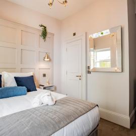 Seaside Getaway Suite - Sleeps 2