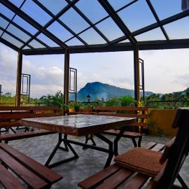 Green View Peak Restaurant