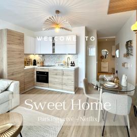Sweet Home - Cocon élégant climatisé, piscine été, balcon & parking privé, хотел в Шамбери
