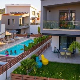 Diamond A1 Luxury Inn