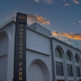 Hotel President Park, khách sạn ở Gurdāspur