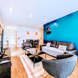 Chic and spacious apart with parking and garden
