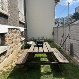 Grand Paris Cozy Stay Private Studios and Apartment Quick Access to Paris, hotel in Vitry-sur-Seine