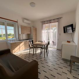 Alyssa - Fuscaldoapartment