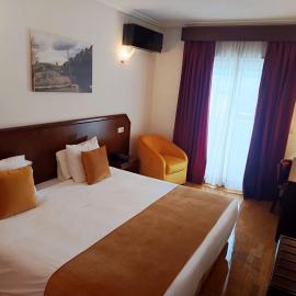 Hotel Turismo Miranda，杜羅河畔米蘭達的飯店