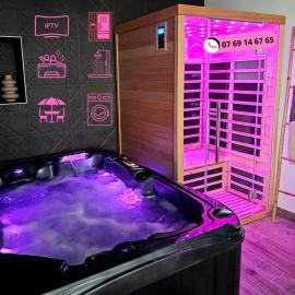 Love Room Luxe and Spa - Sauna, hotell sihtkohas Domérat