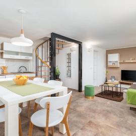 Holiday Home Dory with Private Pool and Garden