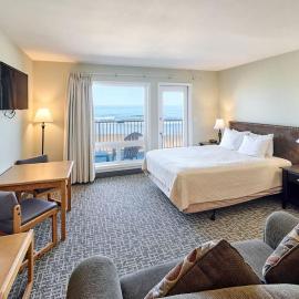 Fireplace Queen Studio - Ocean View - Pool & Hot Tub, hotel in Lincoln City