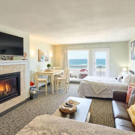 Amazing Ocean View Suite - Sleeps Six - Pool Access & Hot Tub, ξενοδοχείο σε Λίνκολν Σίτι