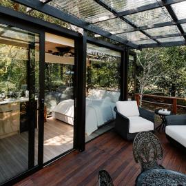Luxury Eco Pod - Sunny Coast Retreat!, hotel in Peachester