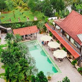 Villa Xiav - Flipside Adventures, Hotel in Bản Kin