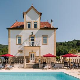 Palacete do Guerreiro Charme Hotel & SPA、オリヴェイラ・ド・オスピタルのホテル