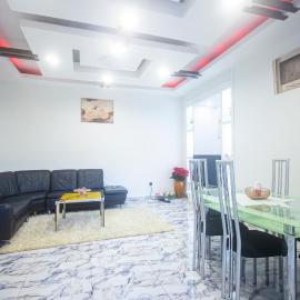 Chic Appart VIP DIAMOND Luxe Confort et Élégance à Douala Stade Bonamoussadi, hôtel à Douala
